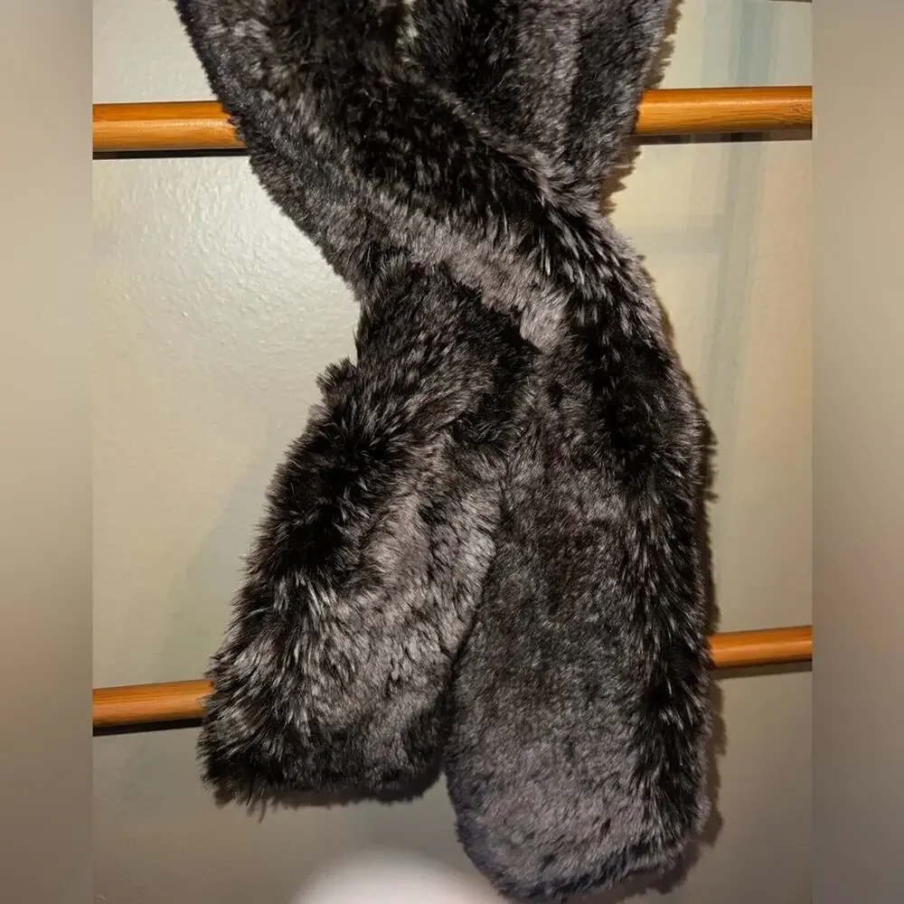 ▶️ Restoration Hardware ◀️ Mink Luxe Vegan Fur Scarf